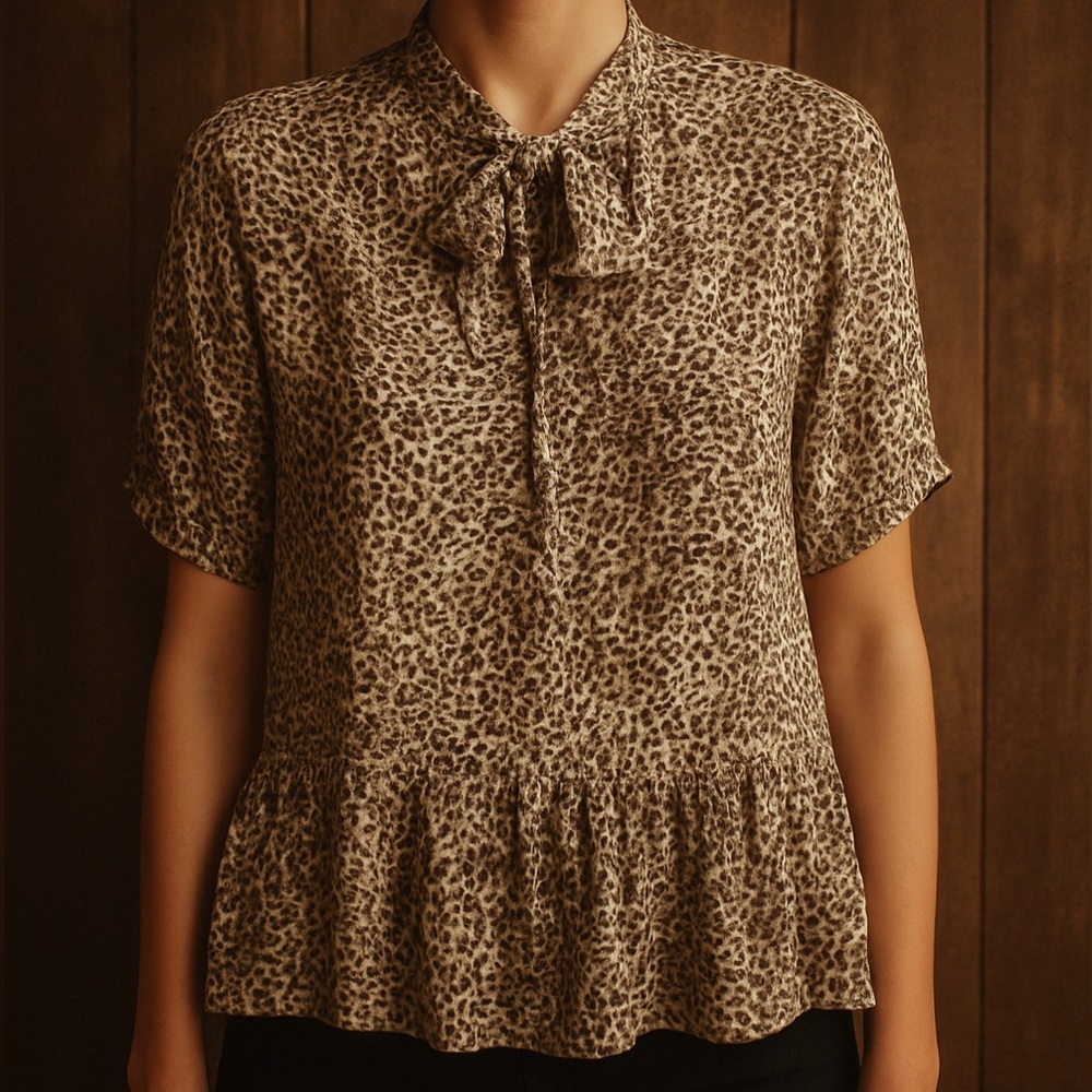 Joie Feyana Silk Cheetah Print Front Tie Blouse Size Small